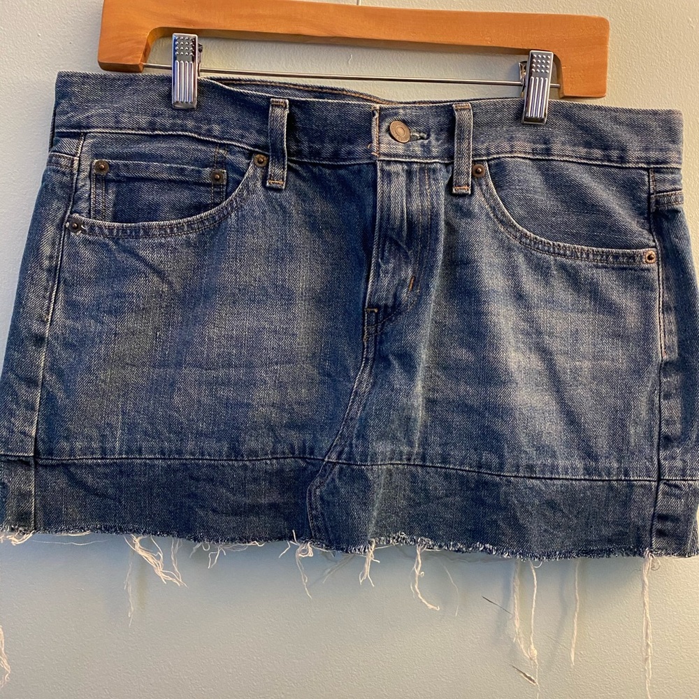 Levi’s denim mini skirt